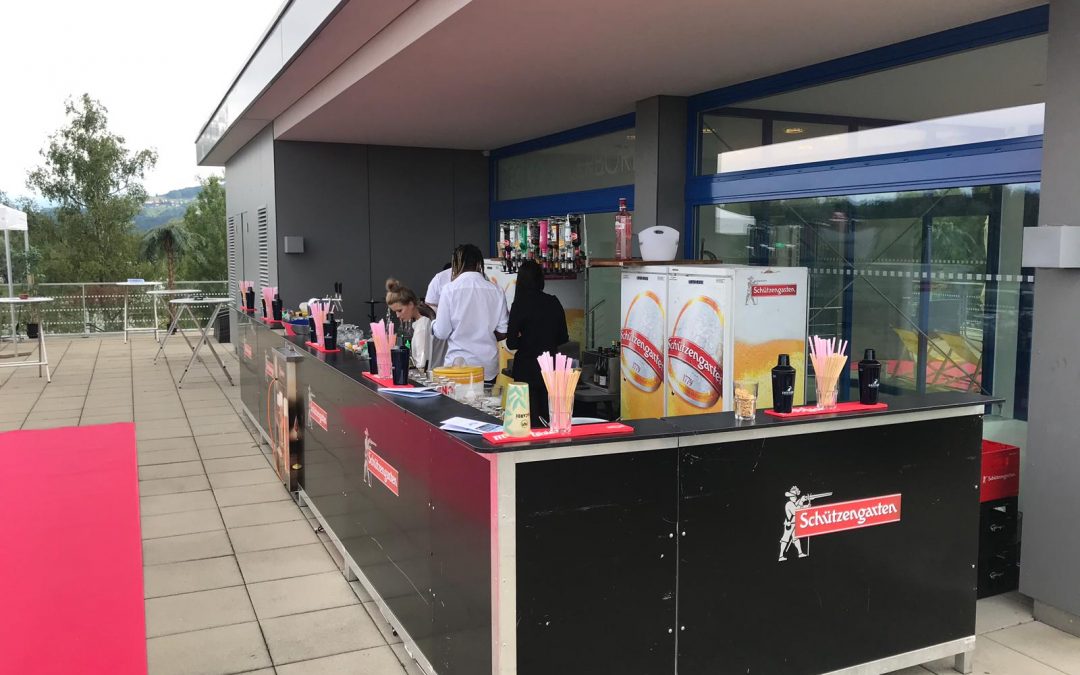 Unser Roof-Top ist eröffnet. Die erste Day-Party leider verschoben.